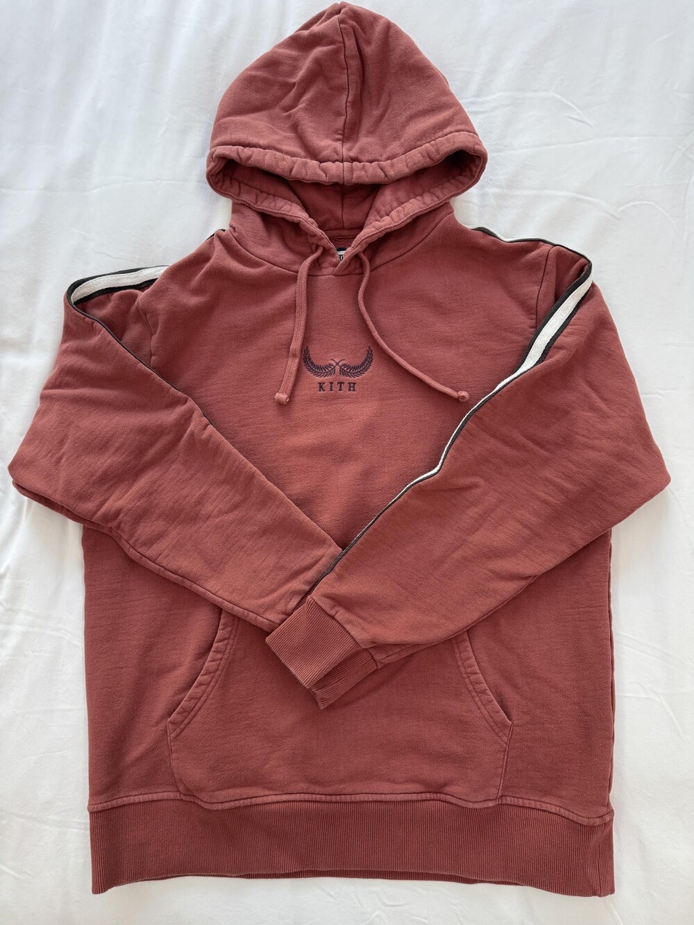 Kith Hoodie Mens Large Red Pink Laurel Wreath Logo Stripe Sleeve Pullover Cotton